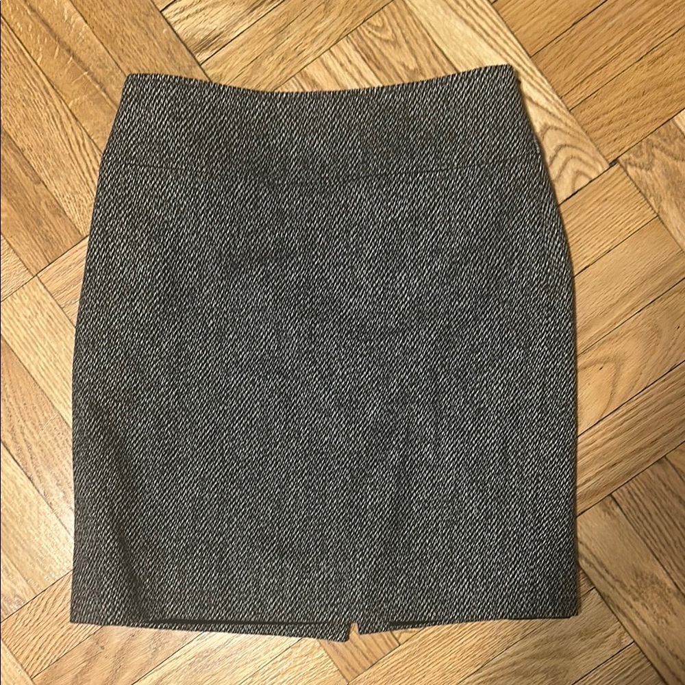 Burberry Classic Black and Gray Women's Skirt